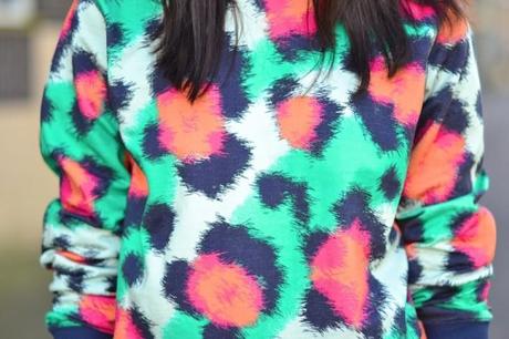 kenzo pitti uomo edition bright leopard sweater