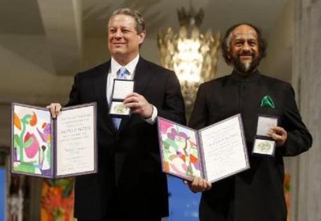 UN admits the sun may cause global warming GorePachauri
