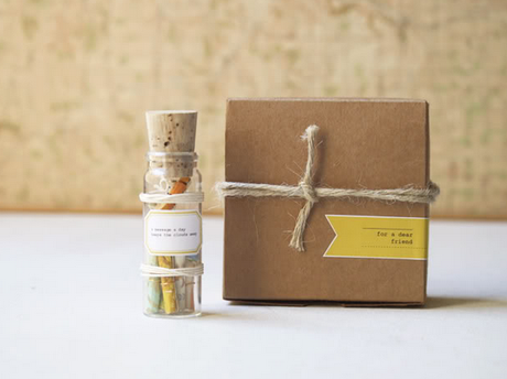 Will You be Mine? A DIY Valentine’s Day Round-Up DIY romantic gift