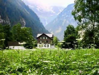 Guest post - One world: A how-to guide to CouchSurfing Picture
