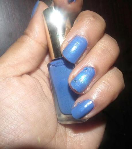 L'Oreal Color Riche Nail Paint in 610 Rebel Blue L'Oreal Color Riche Nail Paint in 610 Rebel Blue