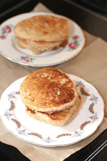 Oat and Almond Pancakes