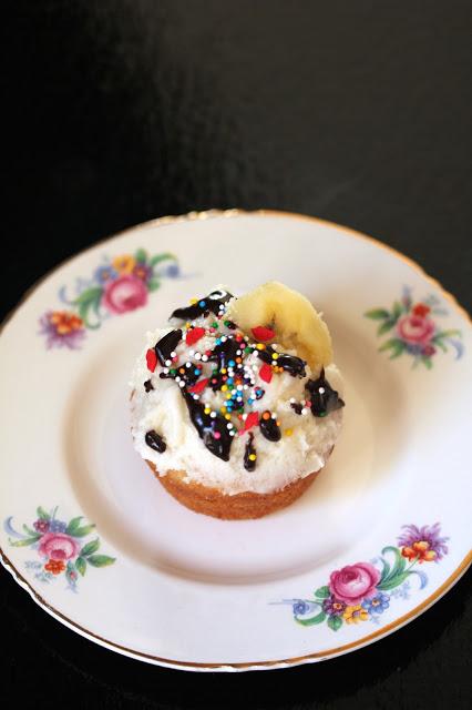 Banana Split Sundae Cupcakes