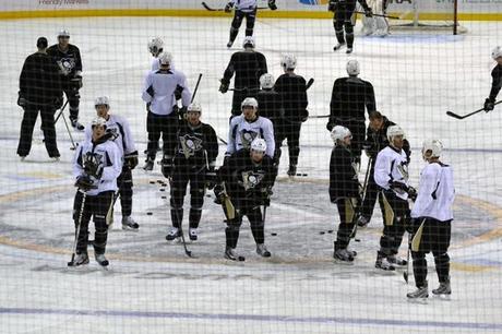 Game 16 : Penguins @ Sabres : 02.17.13 : Live Game Thread! Game 16 : Penguins @ Sabres : 02.17.13 : Live Game Thread!