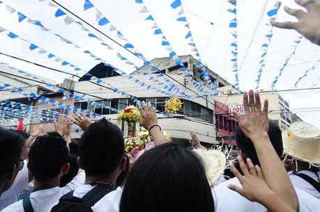 Sinulog Festival 2013: Solemn Procession of the Image of Sto. Niño