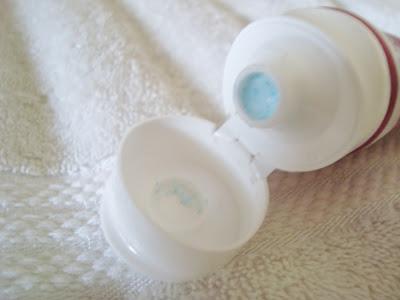 Quick post: Colgate Optic White Toothpaste