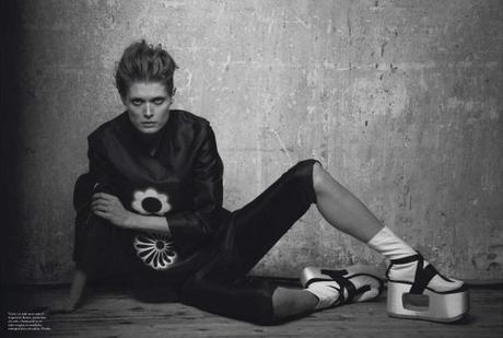 Malgosia Bela by Peter Lindbergh for Vogue Paris March 2013 3