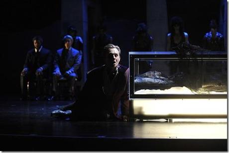 Nick Shelton, Jonathan Mack, Ryan MacPherson and the Supernumeraries star in Chicago Opera Theater's Review: The Fall of the House of Usher (Chicago Opera Theater)