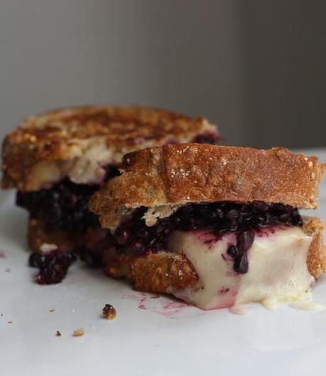 Gooey Goodness. {Blackberry & Fontina Grilled Cheese}
