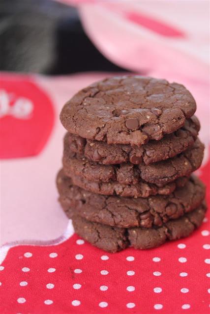 Vegan Chewy Chocolate Chip Cookies Vegan Chewy Chocolate Chip Cookies