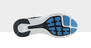 Comfort That Clings:  Nike Flyknit Lunar1 Running Shoe