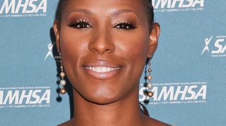 Women's Basketball Star Chamique Holdsclaw Indicted on Gun Offense