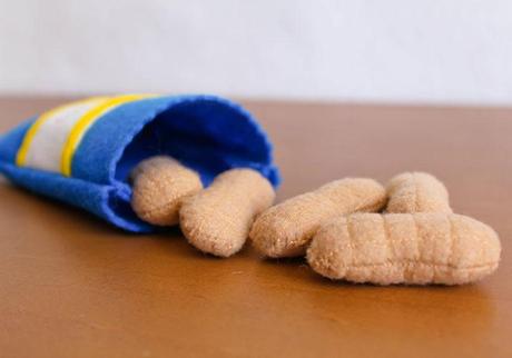 Child’s Play Food Made of Felt Bees-Felt-Market-Heidi-Marie-yatzer-19