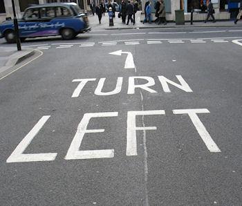 Drivers Can't Concentrate On Turning Left While Talking On The Phone Drivers Can't Concentrate On Turning Left While Talking On The Phone