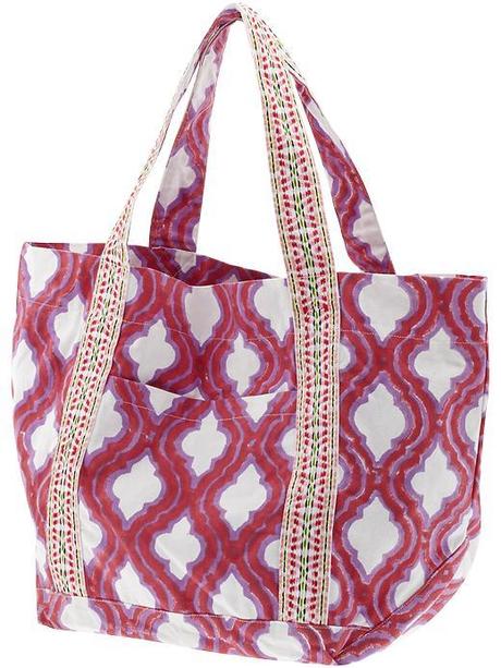 roberta roller beach tote piperlime covet her closet tutorial celebrity fashion gossip sale deal promo free ship deal spring break what to pack