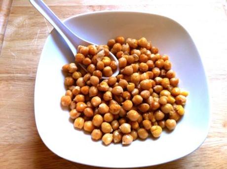 Spicy Chickpea Poppers Becauseitsgoodforyou.com
