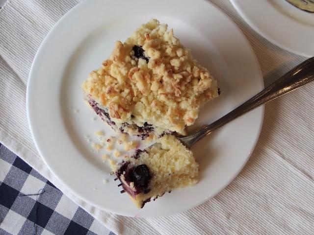 Blueberry Muffin Cake with Coconut Streusel Blueberry Muffin Cake with Coconut Streusel