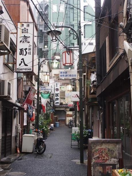 P2060171 消えつつある池袋の横丁 /  attractive alleys are disappearing from Ikebukuro,metropolitan city