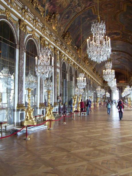 The Award-winning Gardens at Château de la Bourdaisière Hall of Mirrors, chandeliers - Palace of Versailles - France