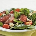 Steak and Feta Spinach Salad 300x225 150x150 Cheap and Easy Meals to Prepare While Travelling