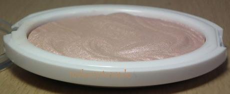 MUA Undress Your Skin Shimmer Highlighter Review