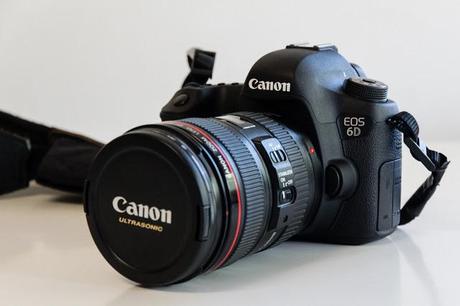 canon 6d camera with 24 to 105 mm lens