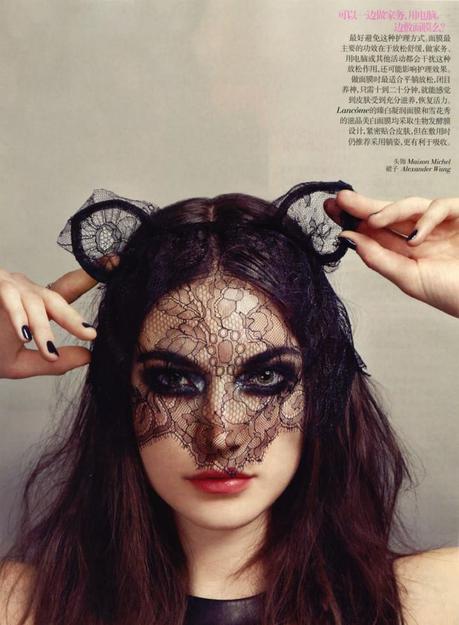 Jaquelyn Jablonski and Lina Zhang by David Slijper for Vogue China April 2013 5