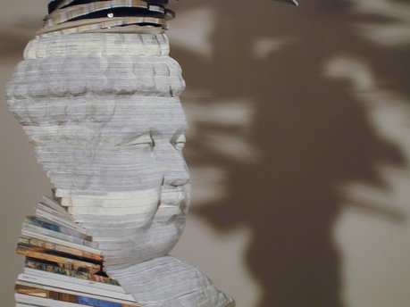 The amazing book carvings of Long Bin Chen budda
