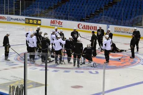 Game 32 : Penguins @ Islanders : 03.22.13 : Live Game Thread!