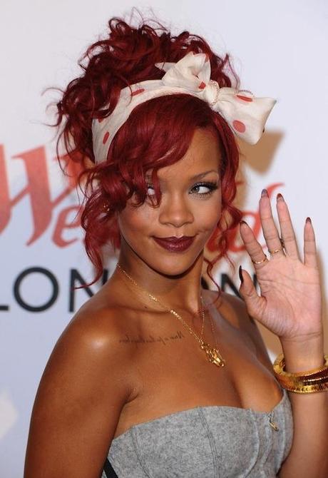 Rihanna-Bristish-Music-Awards-Red-Hair