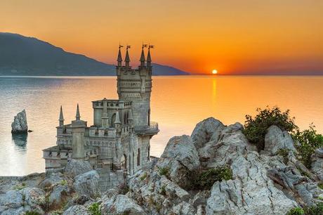 Welcome to the Swallow's Nest Welcome to the Swallow's Nest