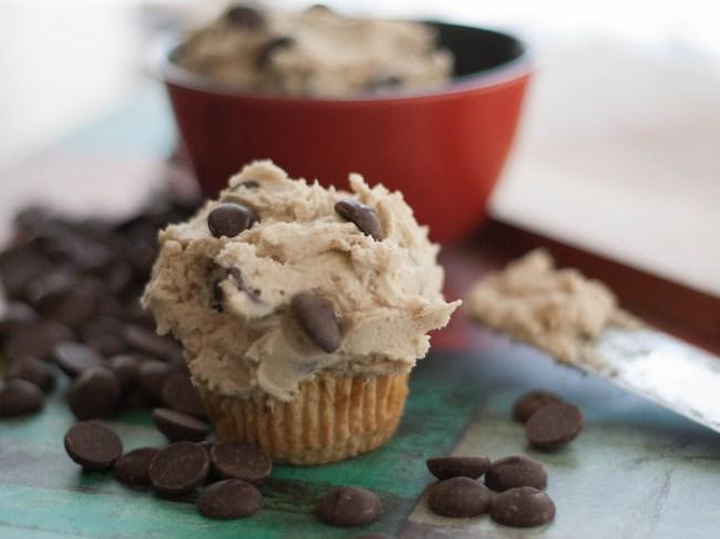 chocolate cookie dough frosting-1-2