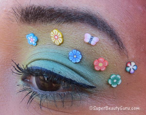 How to do Colorful Floral Eye Makeup