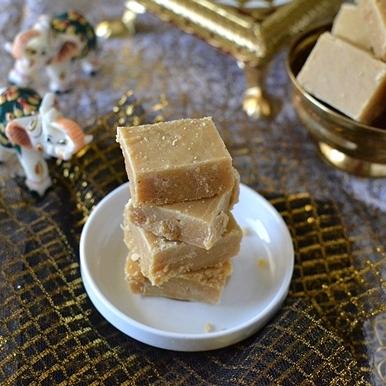 7 Cup Sweet (Burfi) 7 Cup Sweet (Burfi)