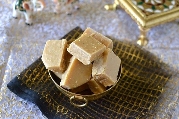7 Cup Sweet (Burfi) 7 Cup Sweet (Burfi)