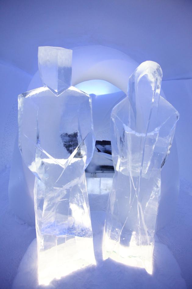 Ice Hotel Sweden, 2013: Art Suite Eternity. Artists: Fernando Incaurgarat & Alfredo Juan Diez