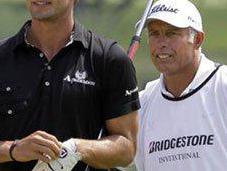 Former Tiger Woods Caddie Steve Williams More Popular Than Adam Scott?