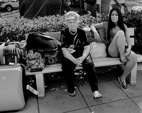PHOTOGRAPHING STREET PHOTOGRAPHY PHOTOGRAPHING STREET PHOTOGRAPHY