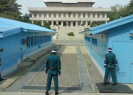 2458338721_8b4835b9fd North Korea shoots at South Korea; becomes affluent?