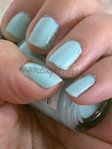 Swatches:Nail Polish: Collection 2000 : Collection 2000 Hot Looks Fast Dry Nail Polish Button Moon Swatches