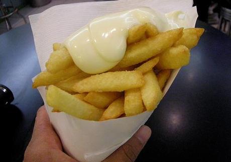 Vlaamse Frites Travelling through Time and Relative Dimension in Space