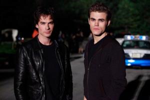 You see how tough Elena has it.  Choosing between these two must be such hell…or fun.  Ian Somerhalder as Damon, Paul Wesley as Stefan. Photo: Quantrell Colbert/The CW ©2009 The CW Network, LLC. All Rights Reserved.