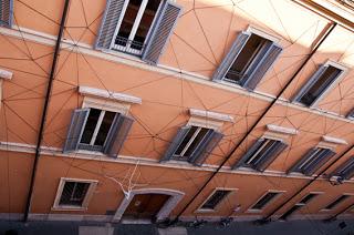 Hang Outs... Hang Outs...