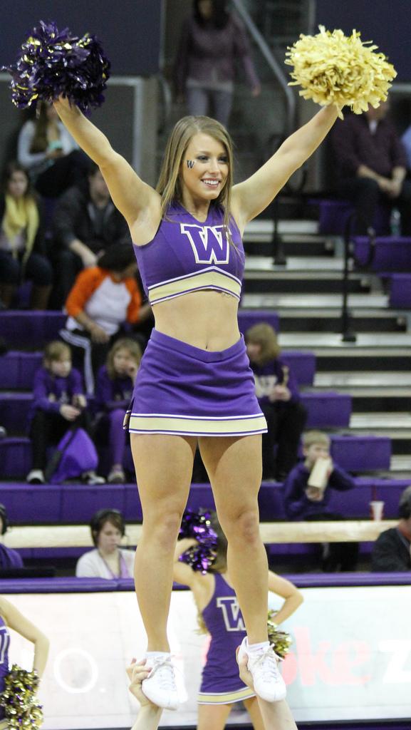 University of Washington Cheerleaders - Paperblog