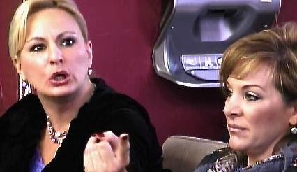 Dance Moms: It’s All Going Down In Midtown. The Christi vs. Kristie Throw Down And A Candy Apple Showdown. d3