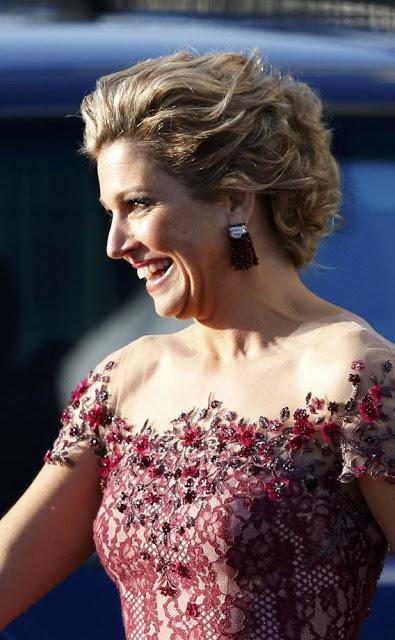 Queen Maxima Water Pageant Gown by Jan Taminiau Queen Maxima Water Pageant Gown by Jan Taminiau