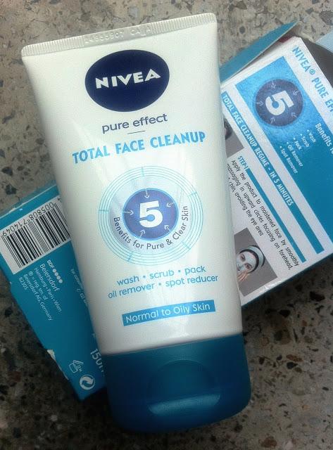Nivea Pure Effect Total Face Cleanup - Review
