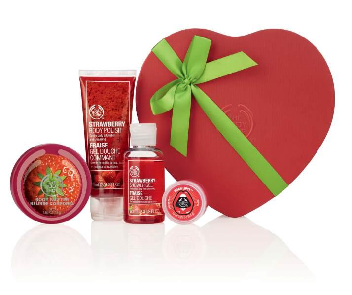 THE BODY SHOP GIFT HEART TIN, Rs 1795