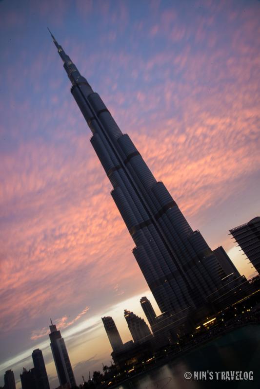 Experimenting my new camera: Burj Khalifa on sunset, too bad that the picture is a but shakey