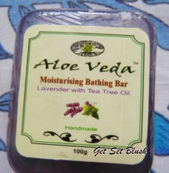 Aloe Veda Moisturising Bathing Bar - Lavender with Tea Tree Oil Review